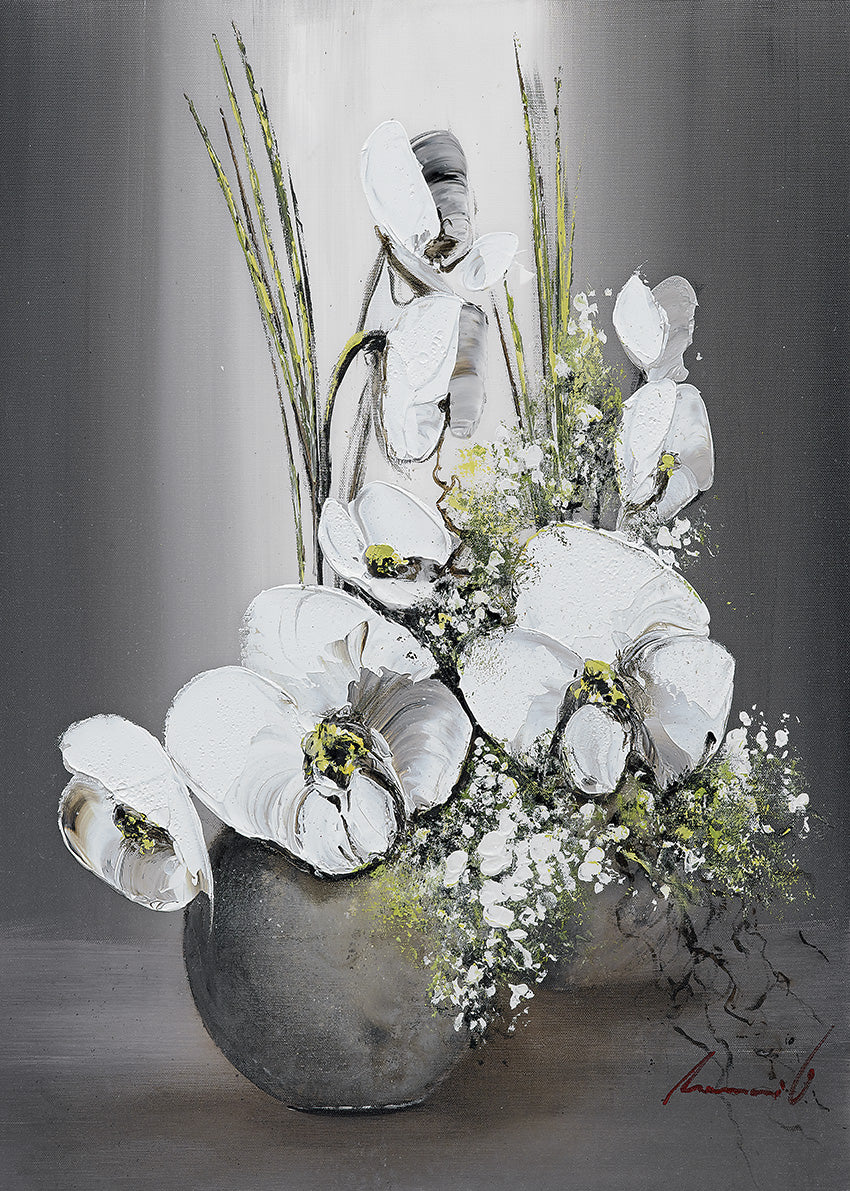 R4262 Bulb Vase II, available in multiple sizes