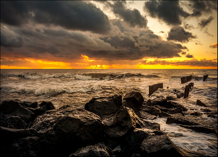 157271477 Beautiful sunset Black sea, available in multiple sizes - Chamton