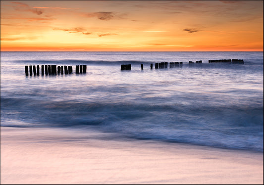 18209075 Quiet pier, available in multiple sizes - Chamton