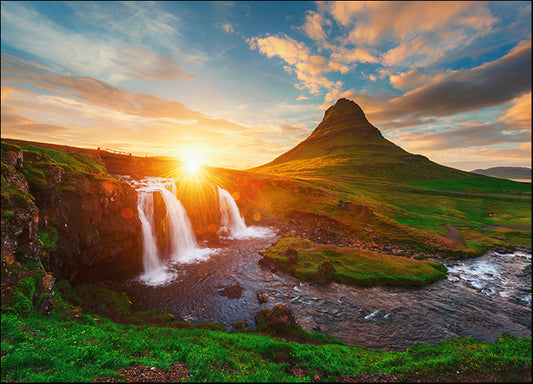 184646752 sunrise on Kirkjufellsfoss waterfall, Kirkjufell volkano, available in multiple sizes - Chamton