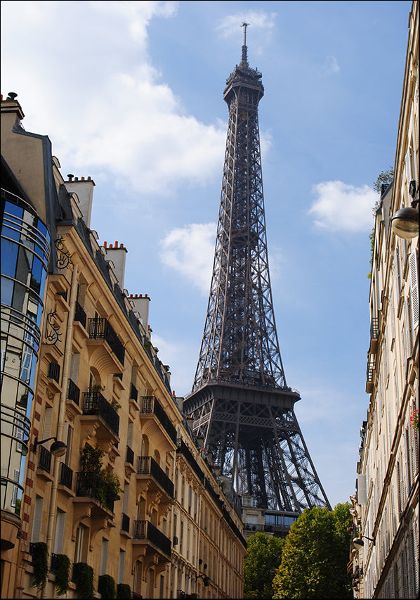 26055028 Eiffel Tower during the day, available in multiple sizes