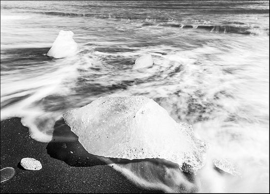 78623360 black lava sand beach in the South of Iceland, full of icebergs, available in multiple sizes